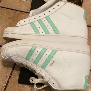Adidas sneakers good condition warn 2 times